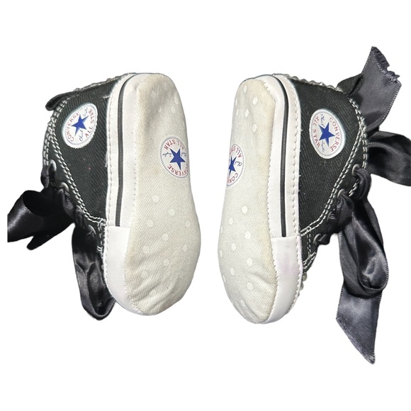 Infants Chuck Taylor Converse Bedazzled Stones w/ Ribbon Laces Size 2C - Picture 5 of 5